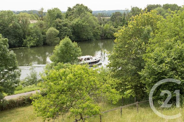 Afficher la photo en grand maison à vendre - 10 pièces - 239.81 m2 - RAY SUR SAONE - 70 - FRANCHE-COMTE - Century 21 Est Agence