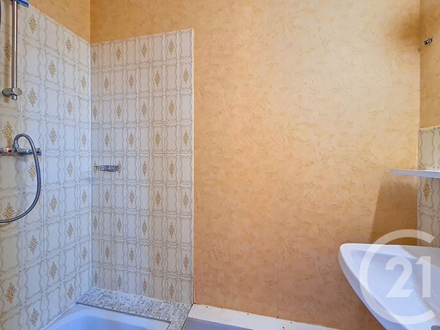 Appartement Studio à vendre - 1 pièce - 31.61 m2 - VESOUL - 70 - FRANCHE-COMTE - Century 21 Est Agence