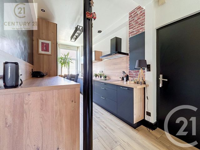 Appartement F4 à vendre - 4 pièces - 93.29 m2 - VESOUL - 70 - FRANCHE-COMTE - Century 21 Est Agence
