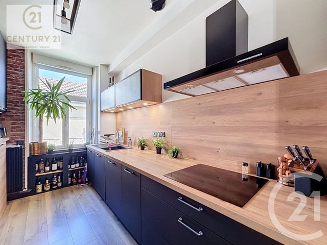 Appartement F4 à vendre - 4 pièces - 93.29 m2 - VESOUL - 70 - FRANCHE-COMTE - Century 21 Est Agence