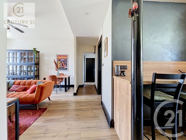 Appartement F4 à vendre - 4 pièces - 93.29 m2 - VESOUL - 70 - FRANCHE-COMTE - Century 21 Est Agence
