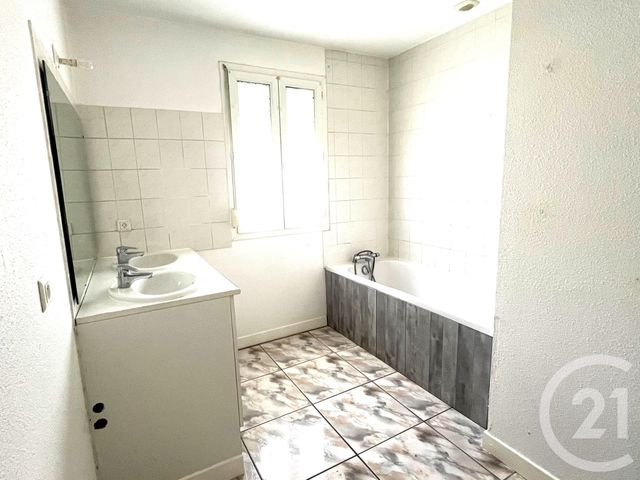 Afficher la photo en grand maison à vendre - 10 pièces - 181.32 m2 - VESOUL - 70 - FRANCHE-COMTE - Century 21 Est Agence