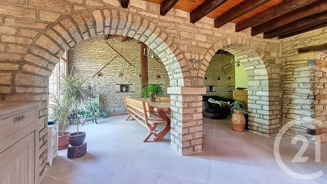 maison à vendre - 7 pièces - 253.0 m2 - 70 - FRANCHE-COMTE - Century 21 Est Agence