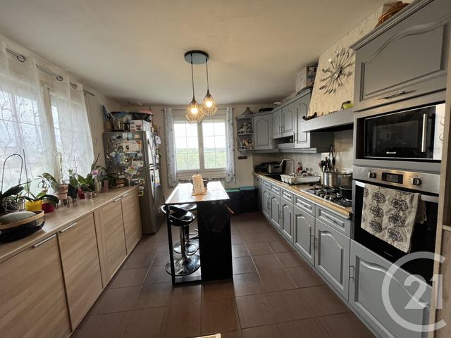 maison à vendre - 7 pièces - 147.71 m2 - VESOUL - 70 - FRANCHE-COMTE - Century 21 Est Agence