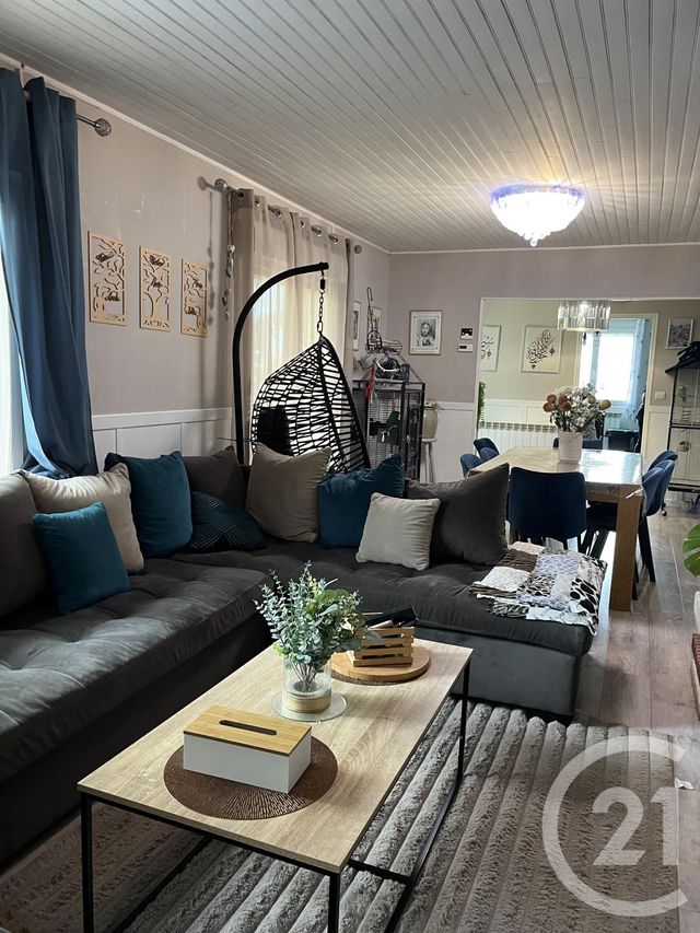 maison à vendre - 7 pièces - 147.71 m2 - VESOUL - 70 - FRANCHE-COMTE - Century 21 Est Agence