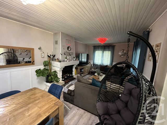 maison à vendre - 7 pièces - 147.71 m2 - VESOUL - 70 - FRANCHE-COMTE - Century 21 Est Agence