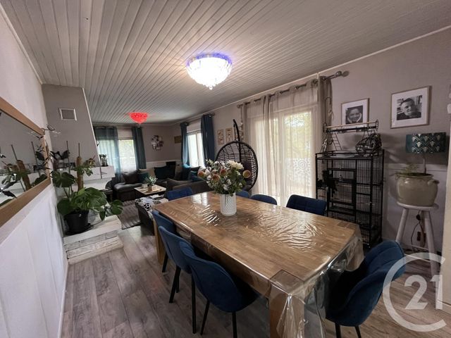 maison à vendre - 7 pièces - 147.71 m2 - VESOUL - 70 - FRANCHE-COMTE - Century 21 Est Agence