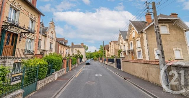 maison à vendre - 6 pièces - 118.0 m2 - VESOUL - 70 - FRANCHE-COMTE - Century 21 Est Agence