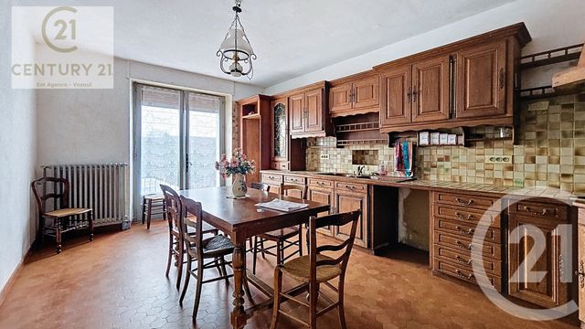 maison à vendre - 9 pièces - 188.88 m2 - FRETIGNEY ET VELLOREILLE - 70 - FRANCHE-COMTE - Century 21 Est Agence