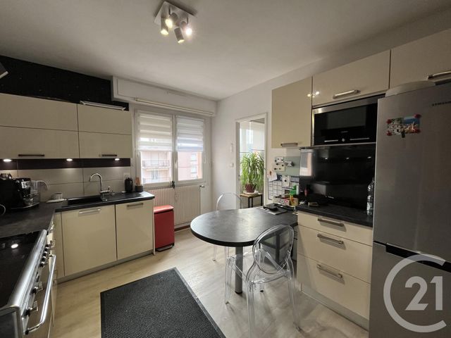 Appartement F5 à vendre - 4 pièces - 95.83 m2 - VESOUL - 70 - FRANCHE-COMTE - Century 21 Est Agence