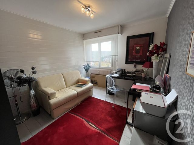 Appartement F5 à vendre - 4 pièces - 95.83 m2 - VESOUL - 70 - FRANCHE-COMTE - Century 21 Est Agence