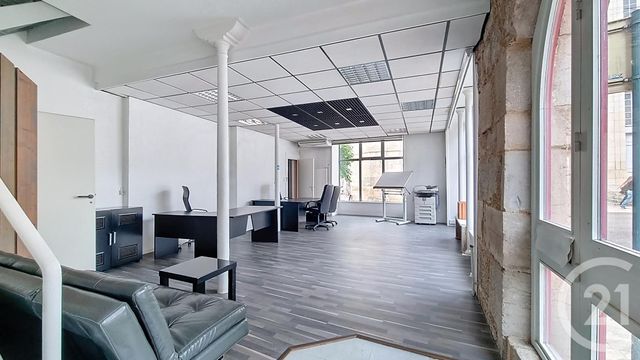 Appartement Local à vendre - 2 pièces - 67.55 m2 - VESOUL - 70 - FRANCHE-COMTE - Century 21 Est Agence