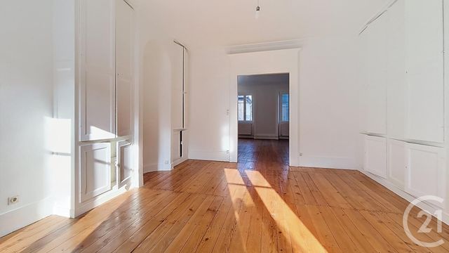 Appartement F7 à vendre - 7 pièces - 180.0 m2 - VESOUL - 70 - FRANCHE-COMTE - Century 21 Est Agence