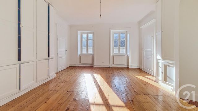 Appartement F7 à vendre - 7 pièces - 180.0 m2 - VESOUL - 70 - FRANCHE-COMTE - Century 21 Est Agence