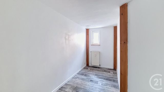 Appartement F1 bis à vendre - 2 pièces - 66.35 m2 - VESOUL - 70 - FRANCHE-COMTE - Century 21 Est Agence