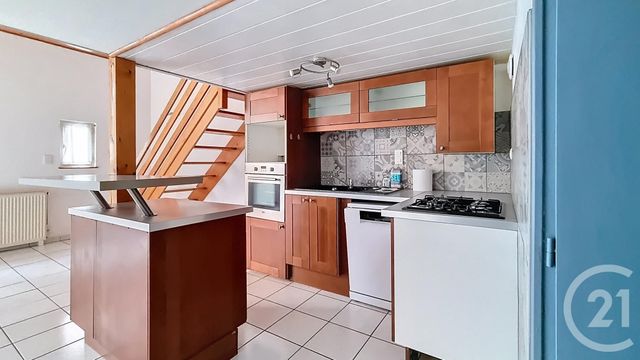 Appartement F1 bis à vendre - 2 pièces - 66.35 m2 - VESOUL - 70 - FRANCHE-COMTE - Century 21 Est Agence