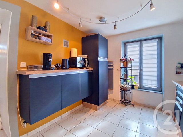 Appartement F5 à vendre - 6 pièces - 145.0 m2 - VESOUL - 70 - FRANCHE-COMTE - Century 21 Est Agence