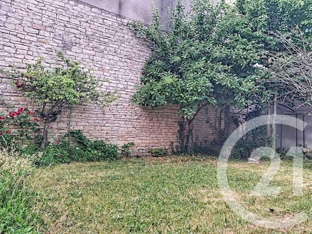 Appartement F5 à vendre - 6 pièces - 145.0 m2 - VESOUL - 70 - FRANCHE-COMTE - Century 21 Est Agence