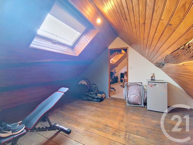 Appartement F5 à vendre - 6 pièces - 145.0 m2 - VESOUL - 70 - FRANCHE-COMTE - Century 21 Est Agence
