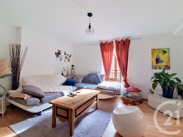 Appartement F5 à vendre - 6 pièces - 145.0 m2 - VESOUL - 70 - FRANCHE-COMTE - Century 21 Est Agence