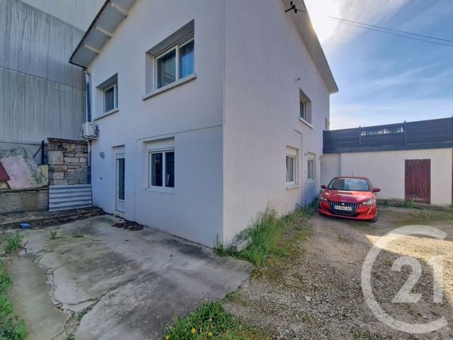 maison à vendre - 6 pièces - 135.0 m2 - VESOUL - 70 - FRANCHE-COMTE - Century 21 Est Agence