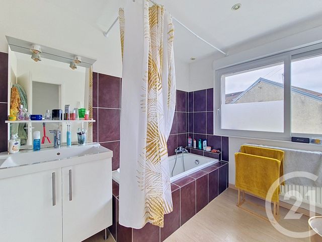 maison à vendre - 6 pièces - 135.0 m2 - VESOUL - 70 - FRANCHE-COMTE - Century 21 Est Agence