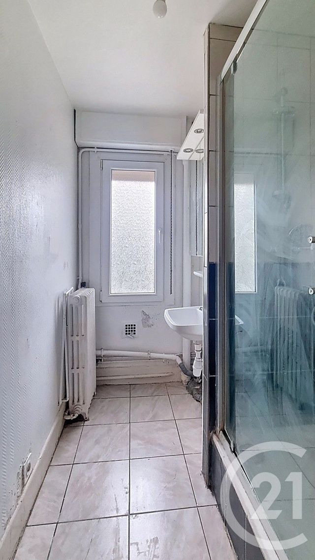 Appartement F3 à vendre - 3 pièces - 64.0 m2 - VESOUL - 70 - FRANCHE-COMTE - Century 21 Est Agence