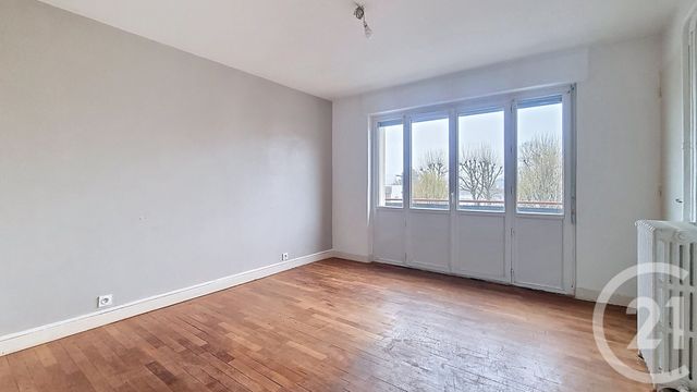 Appartement F3 à vendre - 3 pièces - 64.0 m2 - VESOUL - 70 - FRANCHE-COMTE - Century 21 Est Agence