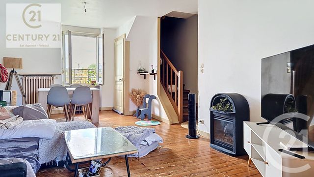 maison à vendre - 6 pièces - 118.6 m2 - VESOUL - 70 - FRANCHE-COMTE - Century 21 Est Agence