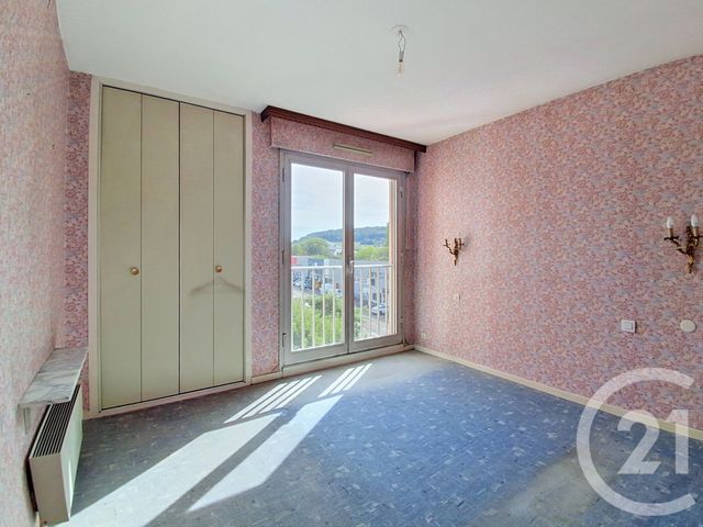 Appartement F4 à vendre - 4 pièces - 94.0 m2 - VESOUL - 70 - FRANCHE-COMTE - Century 21 Est Agence