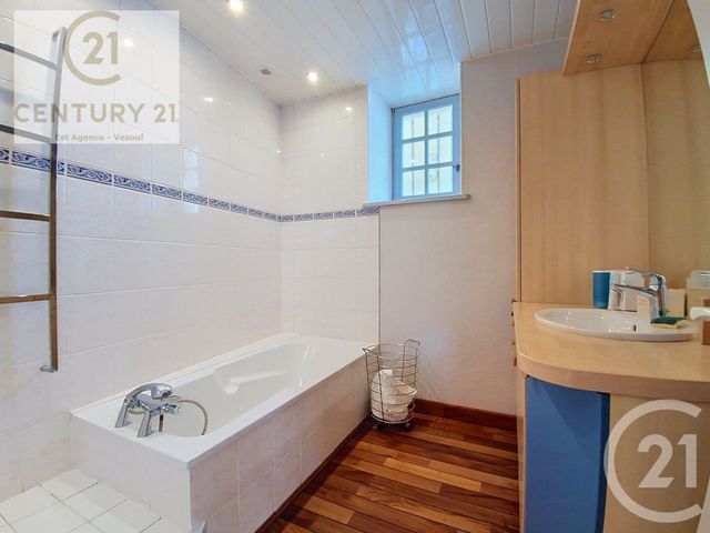 maison à vendre - 8 pièces - 169.0 m2 - VESOUL - 70 - FRANCHE-COMTE - Century 21 Est Agence