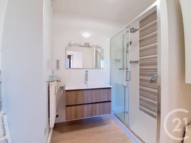 Appartement F5 à vendre - 4 pièces - 95.83 m2 - VESOUL - 70 - FRANCHE-COMTE - Century 21 Est Agence