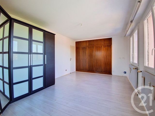 Appartement F5 à vendre - 4 pièces - 95.83 m2 - VESOUL - 70 - FRANCHE-COMTE - Century 21 Est Agence
