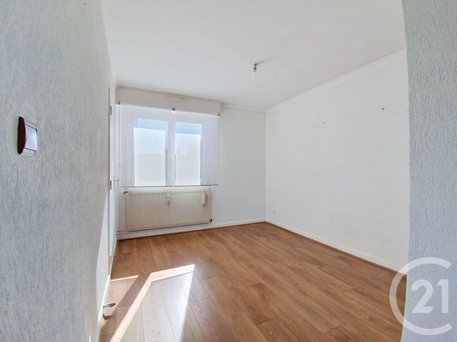 Appartement F5 à vendre - 4 pièces - 95.83 m2 - VESOUL - 70 - FRANCHE-COMTE - Century 21 Est Agence