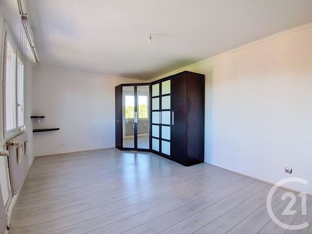 Appartement F5 à vendre - 4 pièces - 95.83 m2 - VESOUL - 70 - FRANCHE-COMTE - Century 21 Est Agence