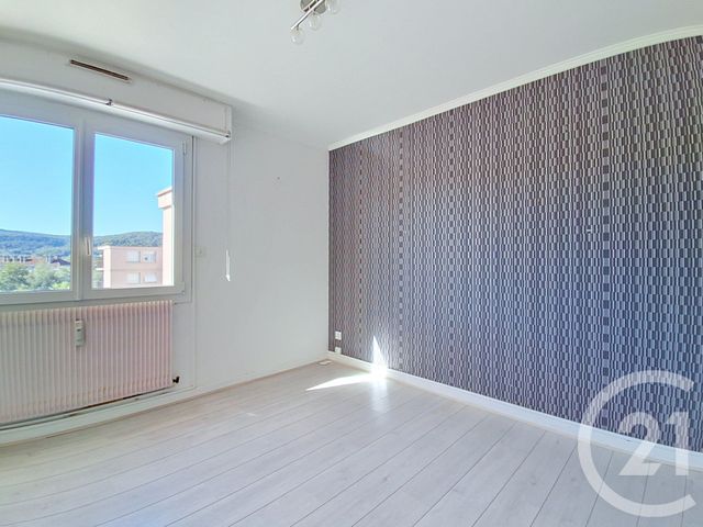 Appartement F5 à vendre - 4 pièces - 95.83 m2 - VESOUL - 70 - FRANCHE-COMTE - Century 21 Est Agence