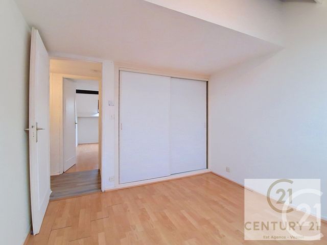 Appartement F6 à vendre - 6 pièces - 106.69 m2 - VESOUL - 70 - FRANCHE-COMTE - Century 21 Est Agence