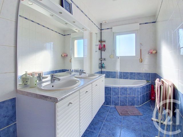 maison à vendre - 4 pièces - 99.0 m2 - TRAVES - 70 - FRANCHE-COMTE - Century 21 Est Agence