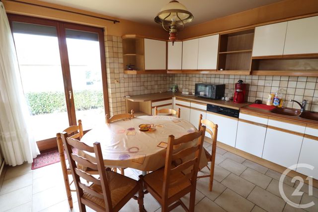 maison à vendre - 6 pièces - 110.0 m2 - VAIVRE ET MONTOILLE - 70 - FRANCHE-COMTE - Century 21 Est Agence maison à vendre - 6 pièces - 110.0 m2 - VAIVRE ET MONTOILLE - 70 - FRANCHE-COMTE - Century 21 Est Agence