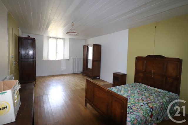 Afficher la photo en grand maison à vendre - 5 pièces - 151.38 m2 - COMBEAUFONTAINE - 70 - FRANCHE-COMTE - Century 21 Est Agence