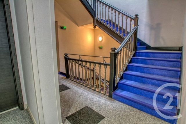 Appartement F2 à vendre - 2 pièces - 59.5 m2 - VESOUL - 70 - FRANCHE-COMTE - Century 21 Est Agence Appartement F2 à vendre - 2 pièces - 59.5 m2 - VESOUL - 70 - FRANCHE-COMTE - Century 21 Est Agence