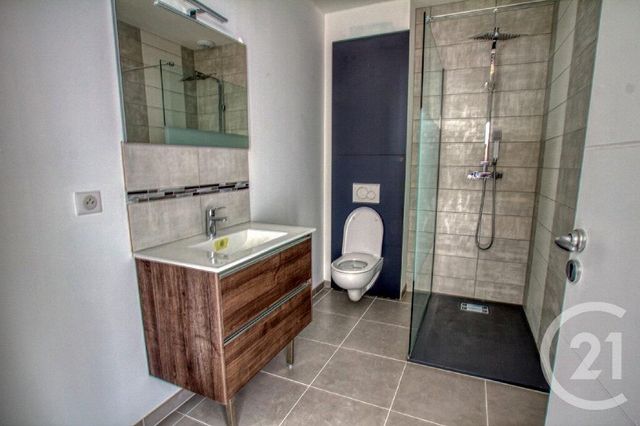 Appartement F2 à vendre - 2 pièces - 59.5 m2 - VESOUL - 70 - FRANCHE-COMTE - Century 21 Est Agence Appartement F2 à vendre - 2 pièces - 59.5 m2 - VESOUL - 70 - FRANCHE-COMTE - Century 21 Est Agence