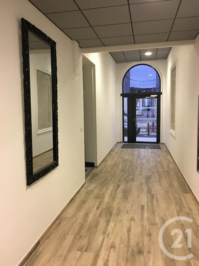 Appartement F2 à vendre - 2 pièces - 59.5 m2 - VESOUL - 70 - FRANCHE-COMTE - Century 21 Est Agence Appartement F2 à vendre - 2 pièces - 59.5 m2 - VESOUL - 70 - FRANCHE-COMTE - Century 21 Est Agence