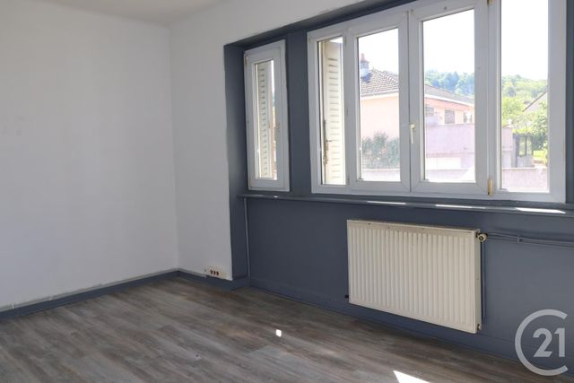 Appartement T3 à vendre - 3 pièces - 60.0 m2 - VESOUL - 70 - FRANCHE-COMTE - Century 21 Est Agence Appartement T3 à vendre - 3 pièces - 60.0 m2 - VESOUL - 70 - FRANCHE-COMTE - Century 21 Est Agence