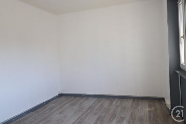 Appartement T3 à vendre - 3 pièces - 60.0 m2 - VESOUL - 70 - FRANCHE-COMTE - Century 21 Est Agence Appartement T3 à vendre - 3 pièces - 60.0 m2 - VESOUL - 70 - FRANCHE-COMTE - Century 21 Est Agence