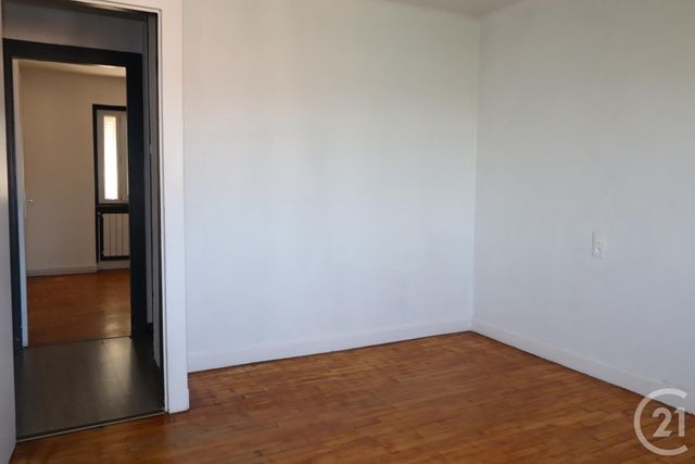 Appartement T3 à vendre - 3 pièces - 60.0 m2 - VESOUL - 70 - FRANCHE-COMTE - Century 21 Est Agence Appartement T3 à vendre - 3 pièces - 60.0 m2 - VESOUL - 70 - FRANCHE-COMTE - Century 21 Est Agence