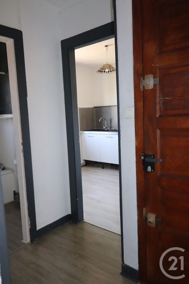 Appartement T3 à vendre - 3 pièces - 60.0 m2 - VESOUL - 70 - FRANCHE-COMTE - Century 21 Est Agence Appartement T3 à vendre - 3 pièces - 60.0 m2 - VESOUL - 70 - FRANCHE-COMTE - Century 21 Est Agence