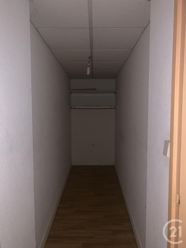 Appartement T1 à vendre - 1 pièce - 39.06 m2 - VESOUL - 70 - FRANCHE-COMTE - Century 21 Est Agence Appartement T1 à vendre - 1 pièce - 39.06 m2 - VESOUL - 70 - FRANCHE-COMTE - Century 21 Est Agence