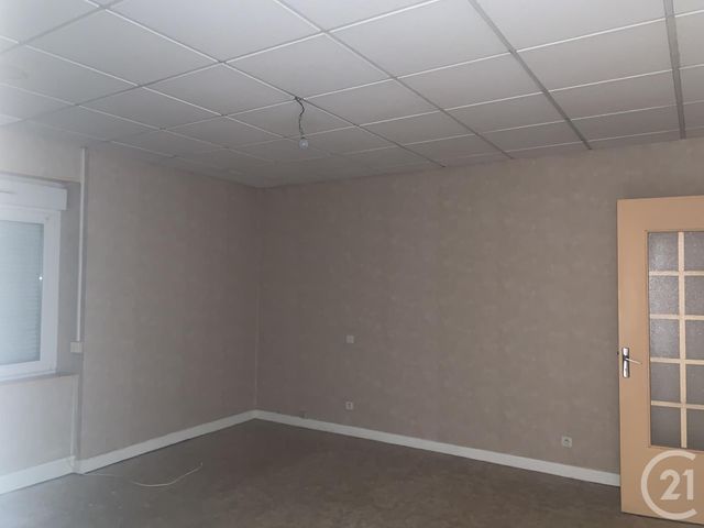 Appartement T1 à vendre - 1 pièce - 39.06 m2 - VESOUL - 70 - FRANCHE-COMTE - Century 21 Est Agence Appartement T1 à vendre - 1 pièce - 39.06 m2 - VESOUL - 70 - FRANCHE-COMTE - Century 21 Est Agence