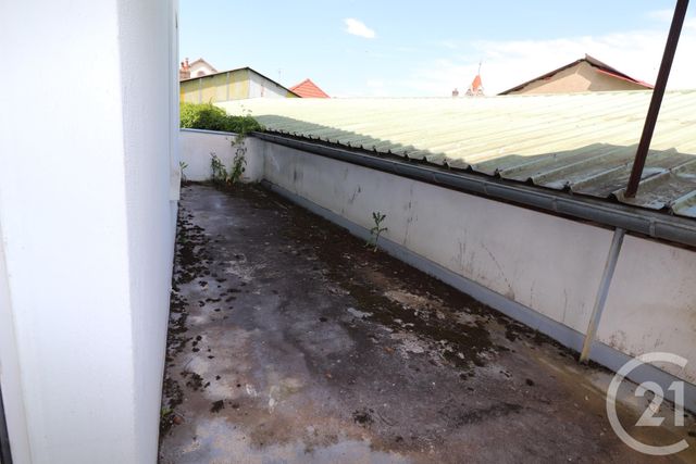 Appartement T4 à vendre - 4 pièces - 90.56 m2 - VESOUL - 70 - FRANCHE-COMTE - Century 21 Est Agence Appartement T4 à vendre - 4 pièces - 90.56 m2 - VESOUL - 70 - FRANCHE-COMTE - Century 21 Est Agence